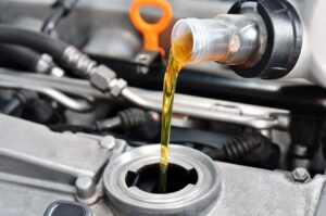 Bilgili Usta - Sahte Motor Yağı Kullanımının Araçlara Etkisi: Sorunlar, Arızalar ve Önlemler - motor yag degisimi