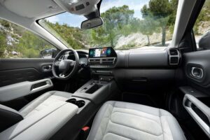 Bilgili Usta - Citroen C5 AirCross: Yenilikçi Tasarım ve Konforun Buluşma Noktası - citroen c5 ic mekan