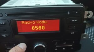 Bilgili Usta - Renault Clio Radyo Doğrulama Kodu: Nedir ve Nasıl Alınır? - radyo kodu